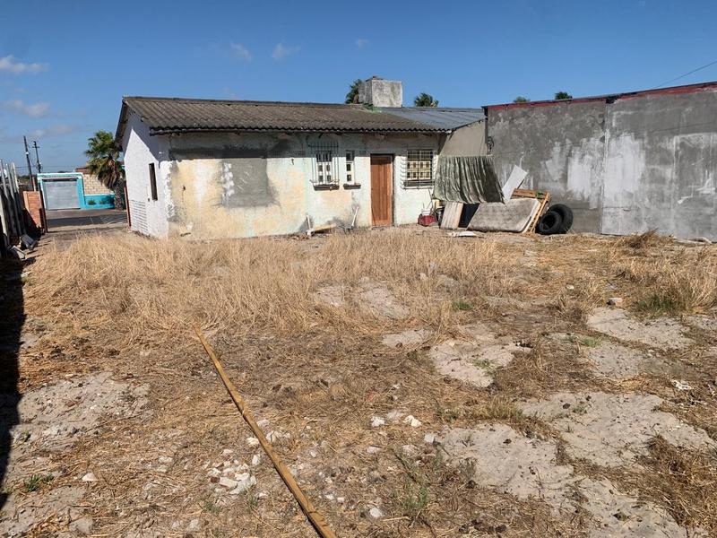 2 Bedroom Property for Sale in Factreton Western Cape